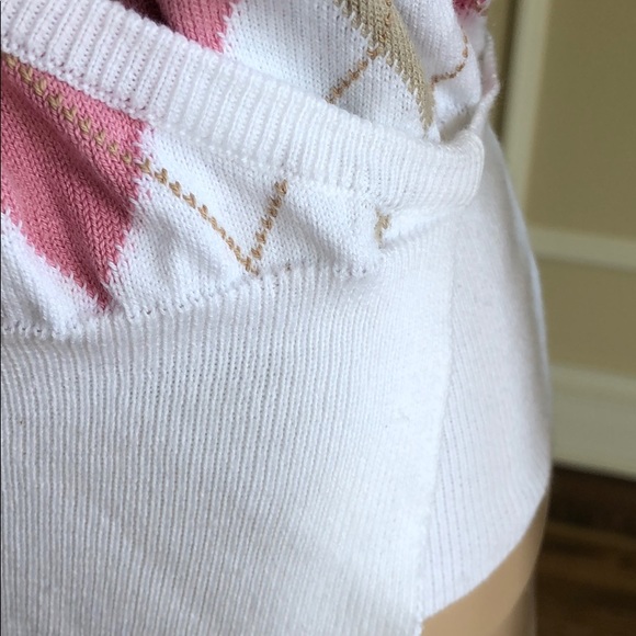 Burberry Pink and White Argyle Wrap Sweater - Picture 12 of 16